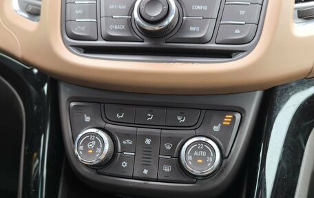 Opel Zafira C рестайлинг, 2013 год, 1 065 330 рублей, 26 фотография