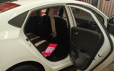 Hyundai Solaris II рестайлинг, 2017 год, 1 230 000 рублей, 15 фотография