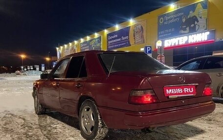 Mercedes-Benz E-Класс, 1993 год, 200 000 рублей, 2 фотография