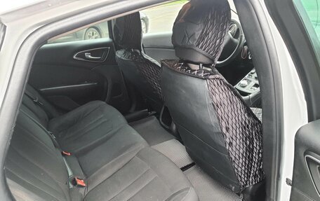 Chrysler 200 II, 2016 год, 1 300 000 рублей, 9 фотография