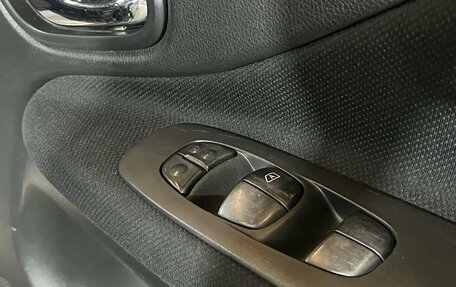 Nissan Serena IV, 2012 год, 1 270 000 рублей, 16 фотография