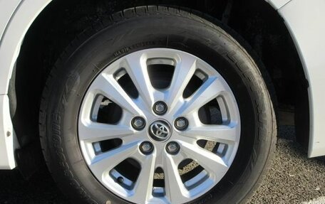 Toyota Noah III, 2017 год, 2 030 000 рублей, 36 фотография