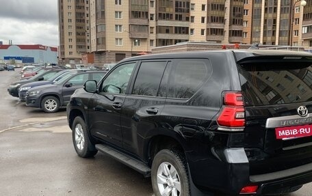 Toyota Land Cruiser Prado 150 рестайлинг 2, 2018 год, 5 200 000 рублей, 2 фотография