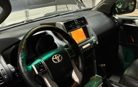 Toyota Land Cruiser Prado 150 рестайлинг 2, 2010 год, 2 671 666 рублей, 5 фотография