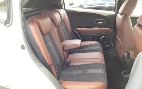 Honda Vezel, 2020 год, 1 650 000 рублей, 9 фотография