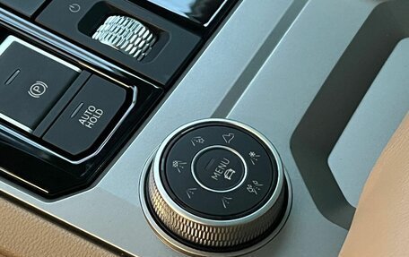 Volkswagen Touareg III, 2019 год, 4 874 000 рублей, 22 фотография