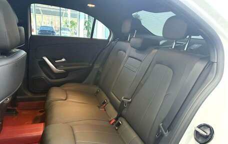 Mercedes-Benz A-Класс, 2023 год, 2 402 000 рублей, 5 фотография