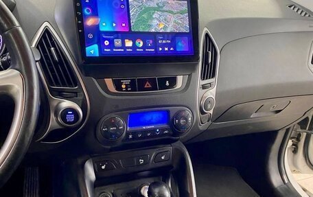 Hyundai ix35 I рестайлинг, 2011 год, 1 390 000 рублей, 7 фотография