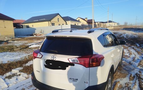 Toyota RAV4, 2014 год, 2 000 000 рублей, 2 фотография