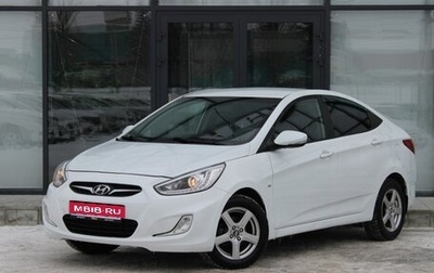 Hyundai Solaris II рестайлинг, 2013 год, 960 000 рублей, 1 фотография