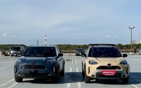 Toyota Yaris Cross, 2023 год, 1 530 000 рублей, 6 фотография