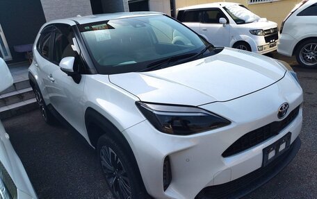 Toyota Yaris Cross, 2023 год, 1 530 000 рублей, 28 фотография