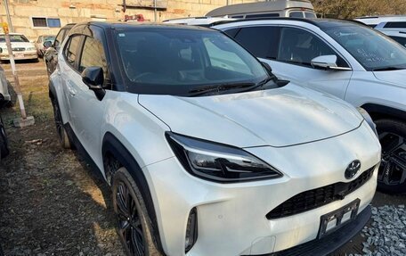 Toyota Yaris Cross, 2023 год, 1 530 000 рублей, 23 фотография