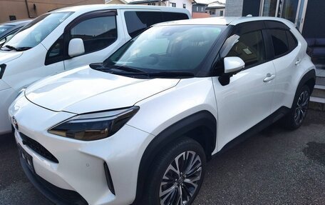 Toyota Yaris Cross, 2023 год, 1 530 000 рублей, 29 фотография