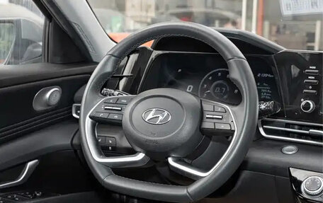 Hyundai Elantra, 2022 год, 1 299 003 рублей, 10 фотография