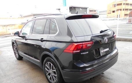 Volkswagen Tiguan II, 2017 год, 1 670 000 рублей, 5 фотография