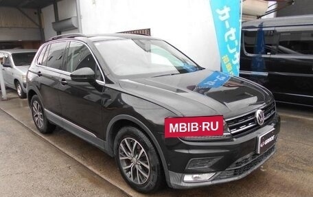 Volkswagen Tiguan II, 2017 год, 1 670 000 рублей, 4 фотография