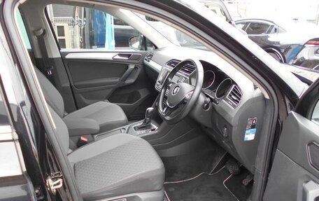 Volkswagen Tiguan II, 2017 год, 1 670 000 рублей, 10 фотография