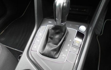 Volkswagen Tiguan II, 2017 год, 1 670 000 рублей, 14 фотография