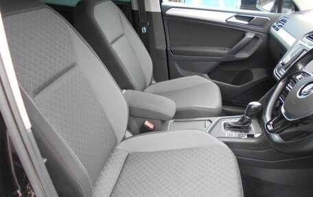 Volkswagen Tiguan II, 2017 год, 1 670 000 рублей, 15 фотография