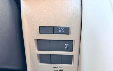 Toyota Land Cruiser, 2025 год, 12 000 911 рублей, 13 фотография