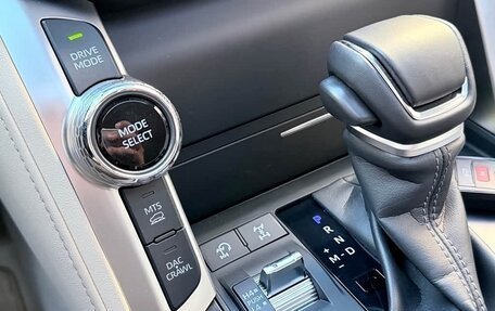 Toyota Land Cruiser, 2025 год, 12 000 911 рублей, 18 фотография