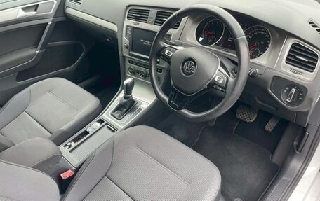 Volkswagen Golf VII, 2017 год, 950 000 рублей, 9 фотография