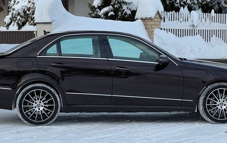 Mercedes-Benz E-Класс, 2009 год, 1 450 000 рублей, 24 фотография