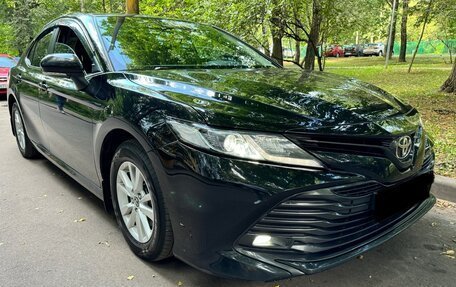 Toyota Camry, 2019 год, 2 350 000 рублей, 6 фотография