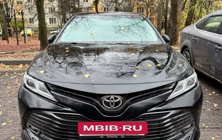 Toyota Camry, 2019 год, 2 350 000 рублей, 11 фотография
