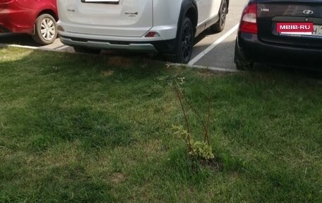 Toyota RAV4, 2018 год, 2 600 000 рублей, 2 фотография