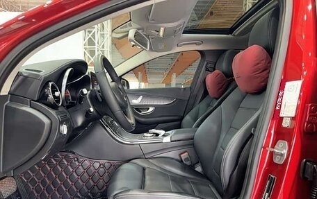 Mercedes-Benz C-Класс, 2018 год, 1 900 000 рублей, 15 фотография