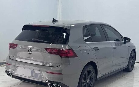 Volkswagen Golf VIII, 2022 год, 1 900 000 рублей, 4 фотография