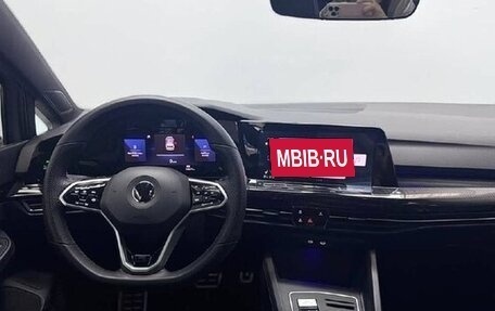 Volkswagen Golf VIII, 2022 год, 1 900 000 рублей, 5 фотография