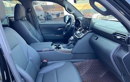 Toyota Land Cruiser, 2024 год, 10 500 911 рублей, 8 фотография