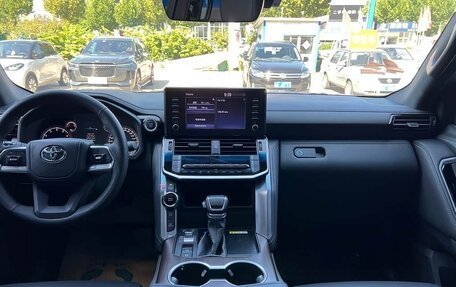 Toyota Land Cruiser, 2024 год, 10 500 911 рублей, 10 фотография