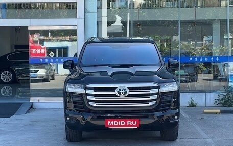 Toyota Land Cruiser, 2024 год, 10 500 911 рублей, 3 фотография