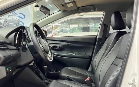 Toyota Vios III, 2022 год, 990 000 рублей, 9 фотография