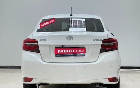 Toyota Vios III, 2022 год, 990 000 рублей, 5 фотография