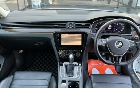 Volkswagen Passat B8 рестайлинг, 2018 год, 1 370 000 рублей, 12 фотография