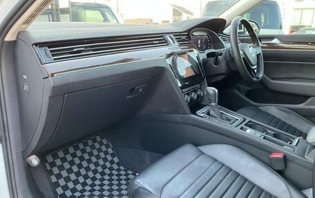 Volkswagen Passat B8 рестайлинг, 2018 год, 1 370 000 рублей, 15 фотография