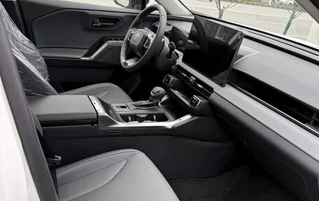 Toyota RAV4, 2026 год, 4 020 000 рублей, 5 фотография