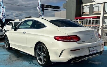 Mercedes-Benz C-Класс, 2017 год, 1 800 000 рублей, 6 фотография