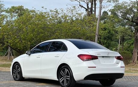 Mercedes-Benz A-Класс, 2023 год, 2 110 000 рублей, 6 фотография