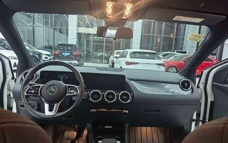 Mercedes-Benz B-Класс, 2021 год, 2 150 000 рублей, 12 фотография