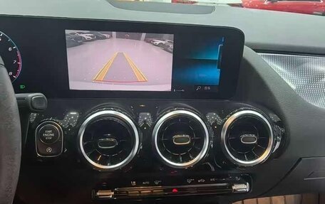 Mercedes-Benz B-Класс, 2021 год, 2 150 000 рублей, 15 фотография