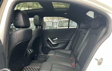 Mercedes-Benz A-Класс, 2022 год, 2 000 000 рублей, 6 фотография