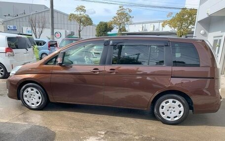 Toyota ISis I, 2012 год, 989 000 рублей, 5 фотография