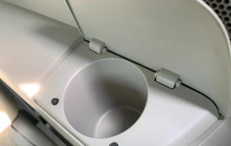 Toyota ISis I, 2012 год, 989 000 рублей, 25 фотография