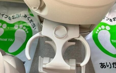 Toyota ISis I, 2012 год, 989 000 рублей, 27 фотография